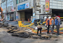 자고 일어나니... 붕괴우려 마두역 상가 약국 4곳 날벼락