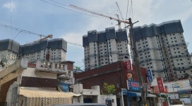 버텨야 산다...광명뉴타운 재개발에 역세권 약국 들썩