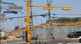 버텨야 산다...광명뉴타운 재개발에 역세권 약국 들썩