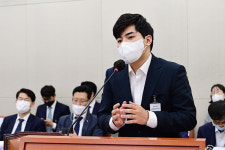 국감장 등장 닥터나우 제휴약국, 반대측 압력에 비공개