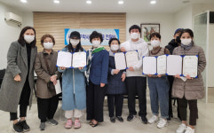서울 중구약, 관내 중·고등학생 5명에 장학금 전달