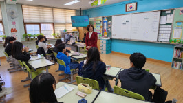 김필여 마퇴본부 이사장, 초등학생 대상 마약 예방 교육