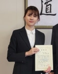 일본 약대 수석졸업자가 한국인?...임효진 씨의 도전