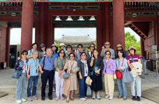 옵티마, 가맹약사 30여명과 봄맞이 고궁 힐링투어