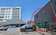 병원 매각부지에 또 약국 입점...구내개설 논란 점화