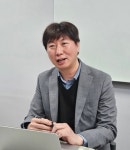 플랫폼 통해 약국 소분건기식 선점...약사는 상담·판매만