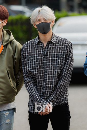 [bnt포토] 빅스 레오 '공손한 어깨깡패, 정택운'