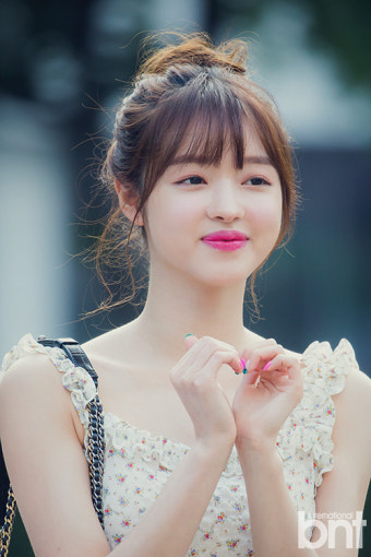 [bnt포토] 오마이걸 유아 '입술색이 완전 예쁨'