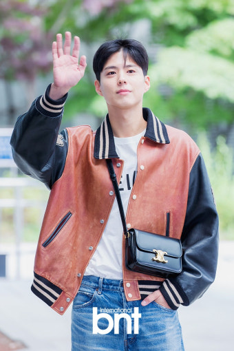박보검, 더블랙레이블과 계약 체결 “새로운 시너지 일으키는 파트너 되겠다”