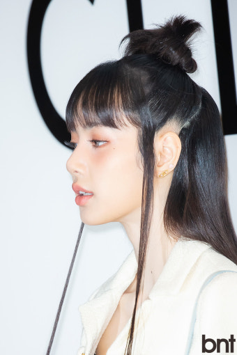 [bnt포토] 블랙핑크 리사 '신비롭기까지 한 존예로움'