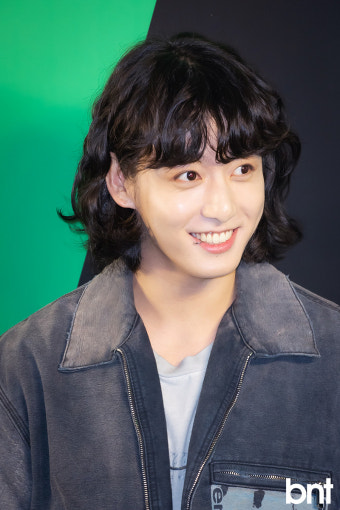[bnt포토] 방탄소년단 정국 '아미에서 미소를 드림'