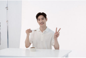 이제훈 “허혈성 대장염으로 응급 수술… 현재 회복 중”