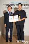 [포토] 청년가 김효규 대표 소비자선보호대상 선정됐어요(대한민국 베스트브랜드 어워즈)