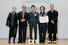 군조크루 퍼포먼스로 글로벌하게 인정받았어요(한류연예대상) [포토]