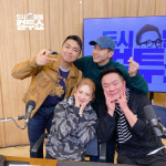 ‘두시탈출 컬투쇼’ 효연 vs 브라이언, 누가 초콜릿 더 많이 받았나