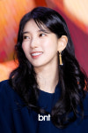 수지 시그니처 토끼 같은 미소 [포토]