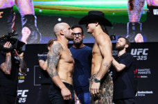 경기 중계 UFC 325 : 볼카노프스키 로페스