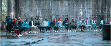 ‘피의게임X’ 쇠사슬 묶인 20인