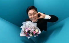 ‘김부장’ 대박 터지더니… 윤경호, 입 닫는다