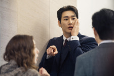‘나를 충전해줘’ 김영광·채수빈, 스킨십으로 충전