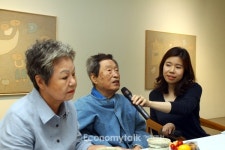 [e-포토] 백영수 화백 앞으로 열심히 하겠습니다. 사랑해주세요