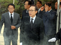 MB, 연초에 새누리 탈당키로… 정치권 '긴장'