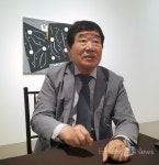 [왕기자의 화랑가] 황영성 검은 소든 하얀 소든 가족처럼 한국인의 정서가 배어 있죠