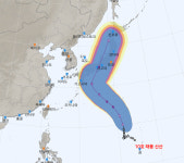 [오늘날씨]일본 2024년 10호 태풍 산산 북상에 비상...현재 위치 예상 이동경로!