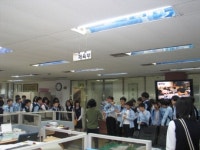 신송중 학생 51명 인천일보 견학