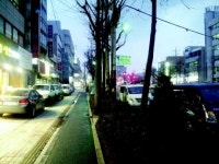 불법주차보행권 위협… 시민아찔