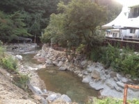 광주 우산천 불법매립·영업 도마에