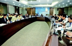 메르스 극복 …  평택 지역경제 살리기 광폭 행보