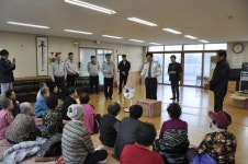 인천 삼산서, 삼산1단지 경로당에 30만원 상당 위문품 전달