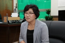 [인천 기초의회 후반기 의장에게 듣는다] 이정옥 동구의회 의장