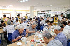 논현2동 주민센터 삼계탕 나눔