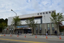 안산시 초지동에 둔배미체육관 준공