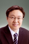 조광명 의원 도비 지원 2층버스, 사적 담보 제재를