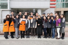 안산시의회 의원들, 성포경로식당서 나눔의 날 봉사활동 펼쳐