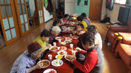 안산시 월피동 바르게살기위원회, 경로당 릴레이 짜장면 봉사