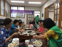안산 월피새마을회, 상양대 경로당 어르신 삼계탕