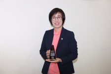 안양시의회 박정옥 의원, 칼라힐빌딩운영위로부터 감사패받아