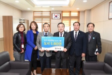양주시 옥정중학교에 도서 5,800권 기증