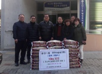 검단1동 방현마을회 성미 전달