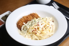 이오카츠, 차별화된 메뉴로 업계 경쟁력 강화