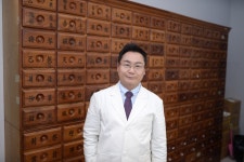 “치매는 불치병? 정기 검사 통해 충분히 완치 가능해”