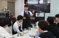 바리스타전문학교 서울현대, 정연호교수 라떼아트 수업 성료