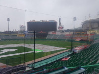 야구경기 안전하게 관람하세요