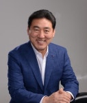 [6·13풍향계]석호현 후보와 도의원 시의원들 현충원 참배