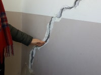 언제 무너질지 모를 삼두아파트 … 市가 안전 책임져야
