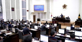 서화초교 환경개선공사 지연 질타